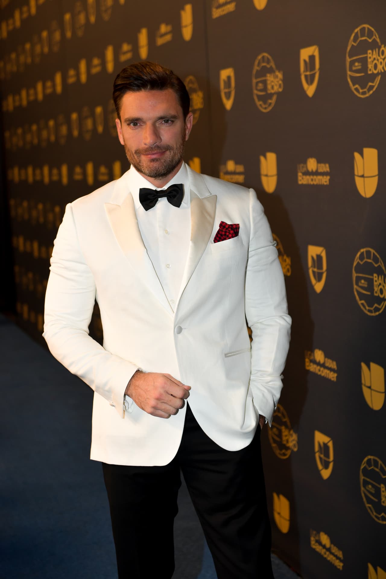 Diversas personalidades se dieron cita en la entrega 2018 del Balón de Oro en la ciudad de Los Ángeles en el ACE Theater. Así llegaron por la alfombra roja.