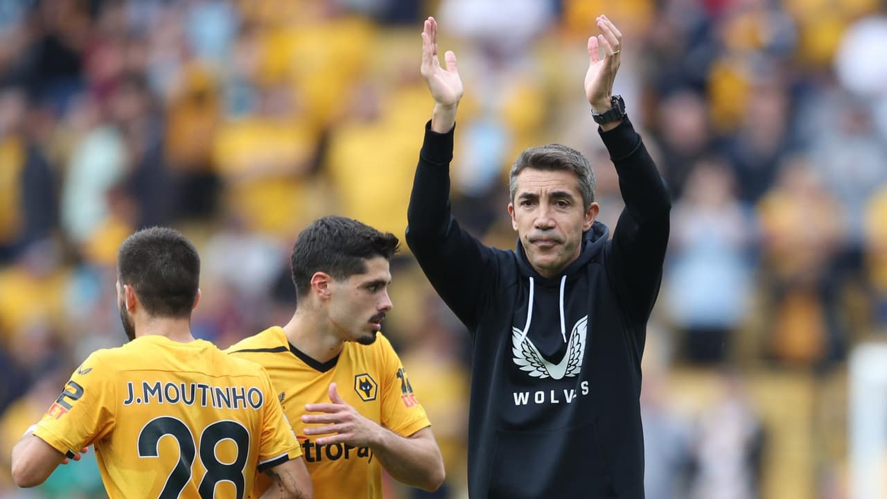 Lage explicó la ausencia de Raúl Jiménez: "Era imposible para él correr"