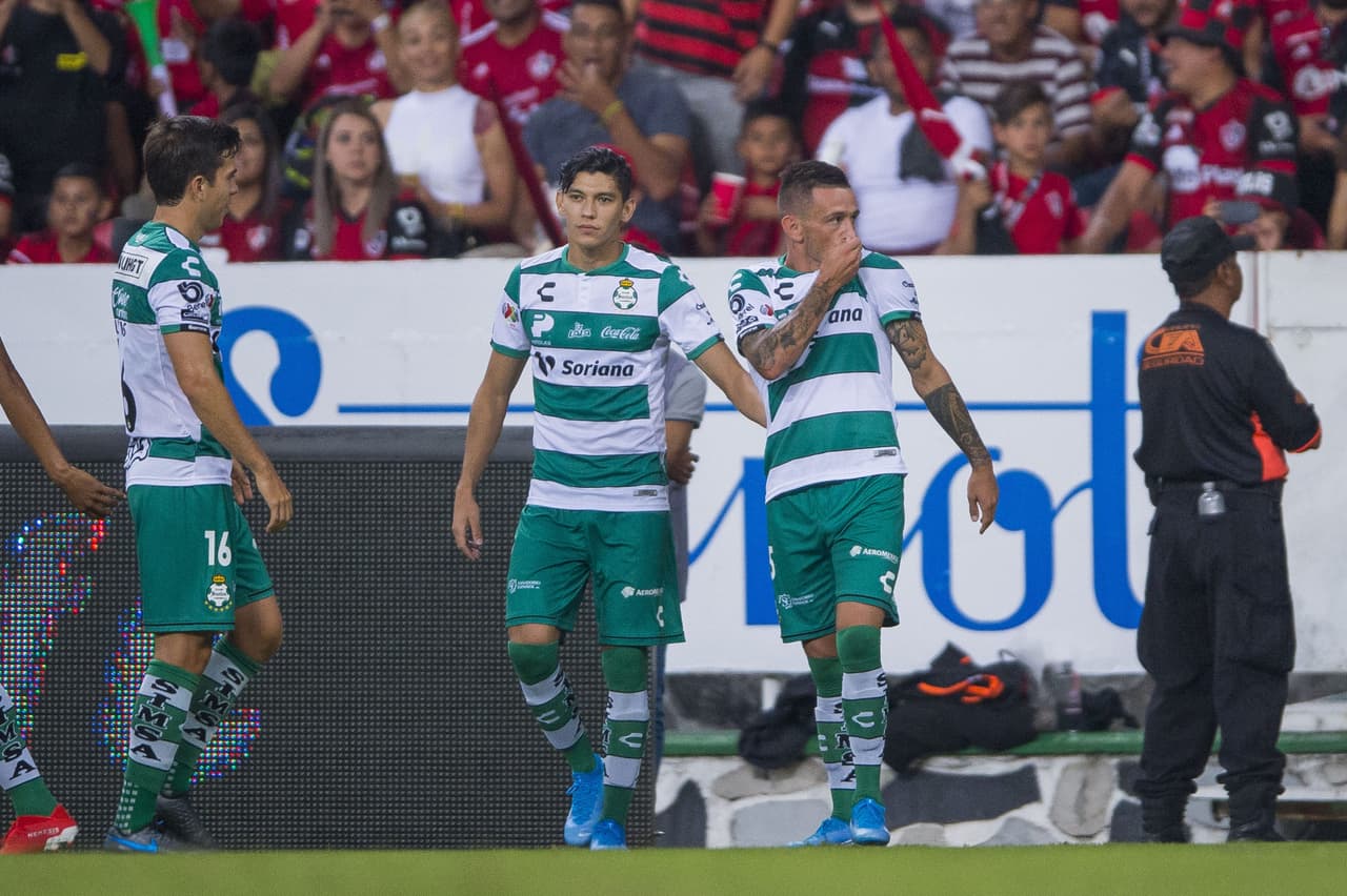 Brian Lozano marcó doblete y le dio el triunfo a Santos Laguna