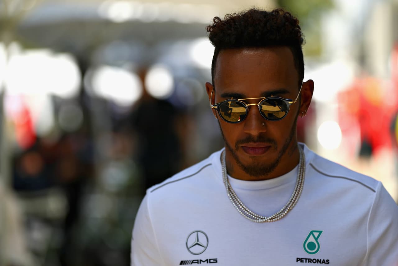 Lo cierto para Hamilton es que es el rival a derrotar por todos los presentes, luego de ser ganador del campeonato pasado y el subcampeón, detrás del retirado Nico Rosberg en 2016.