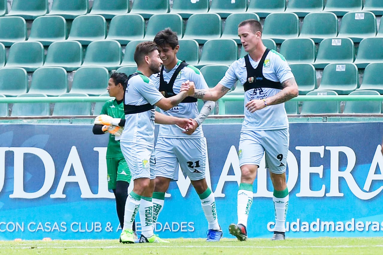 Leonardo Ramos se estrenó como goleador de León.