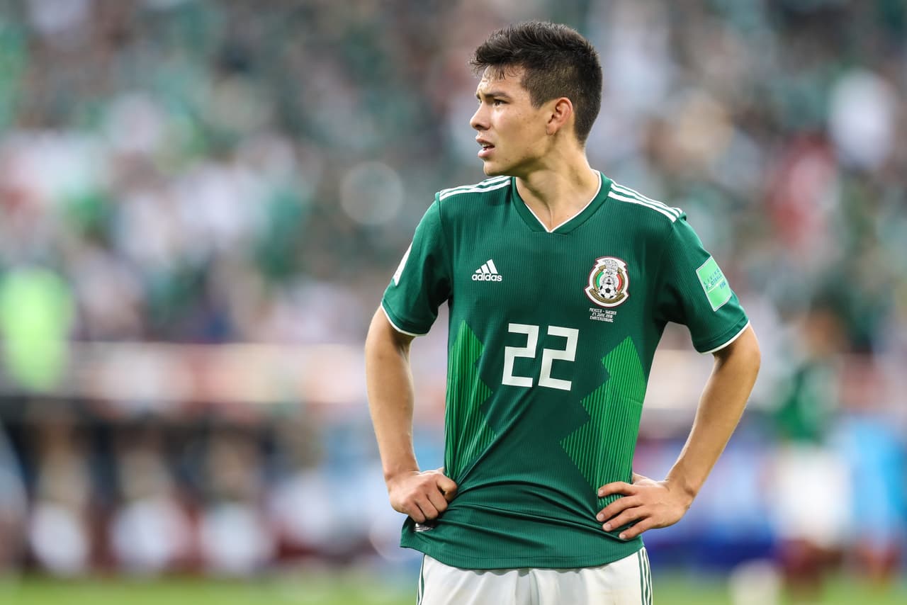 El azteca marcó 17 goles en cada una de las dos temporadas que disputó en la Eredivisie, esta cifra lo convierte, en automático, en un elemento competitivo.