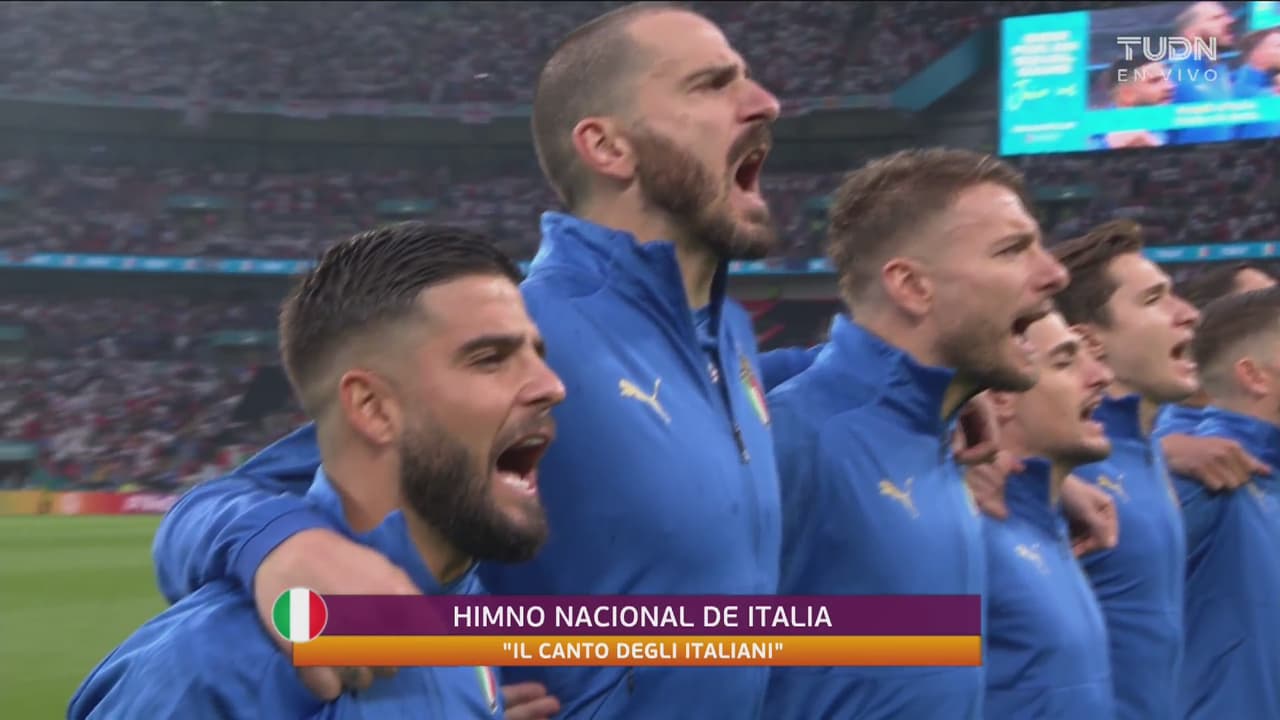 ¡Calientito desde los himnos! Abucheos para Italia en Wembley