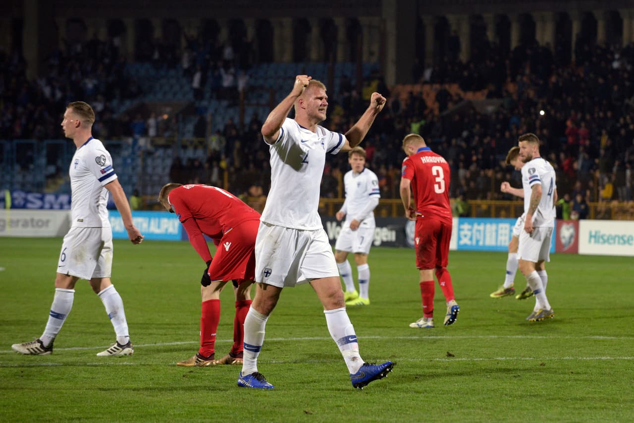 Con el 2-0 en el marcador la situación estaba definida, difícilmente Armenia podría darle vuelta al marcador.