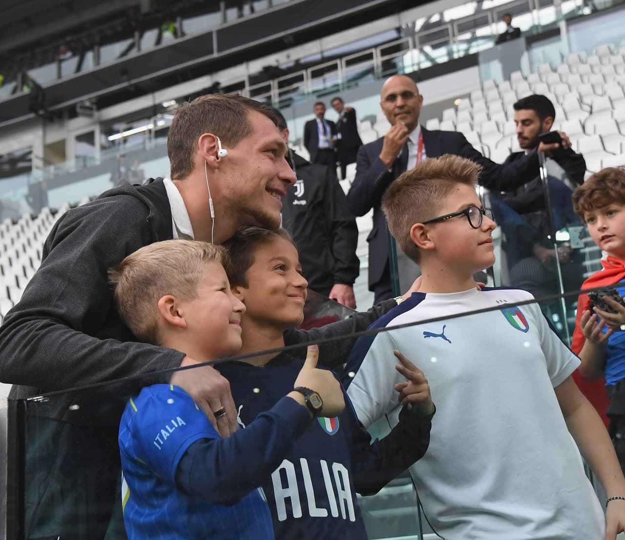 El Juventus Stadium se vistió de gala para recibir el juego entre Italia y Bosnia & Herzegovina válido por la jornada 4 de las Eliminatorias a la Eurocopa 2020. Mucho orgullo italiano en una tarde con altas expectativas de buen fútbol.