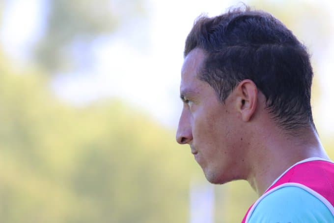 Pellegrini incluye a Guardado y Lainez para viaje a Marbella