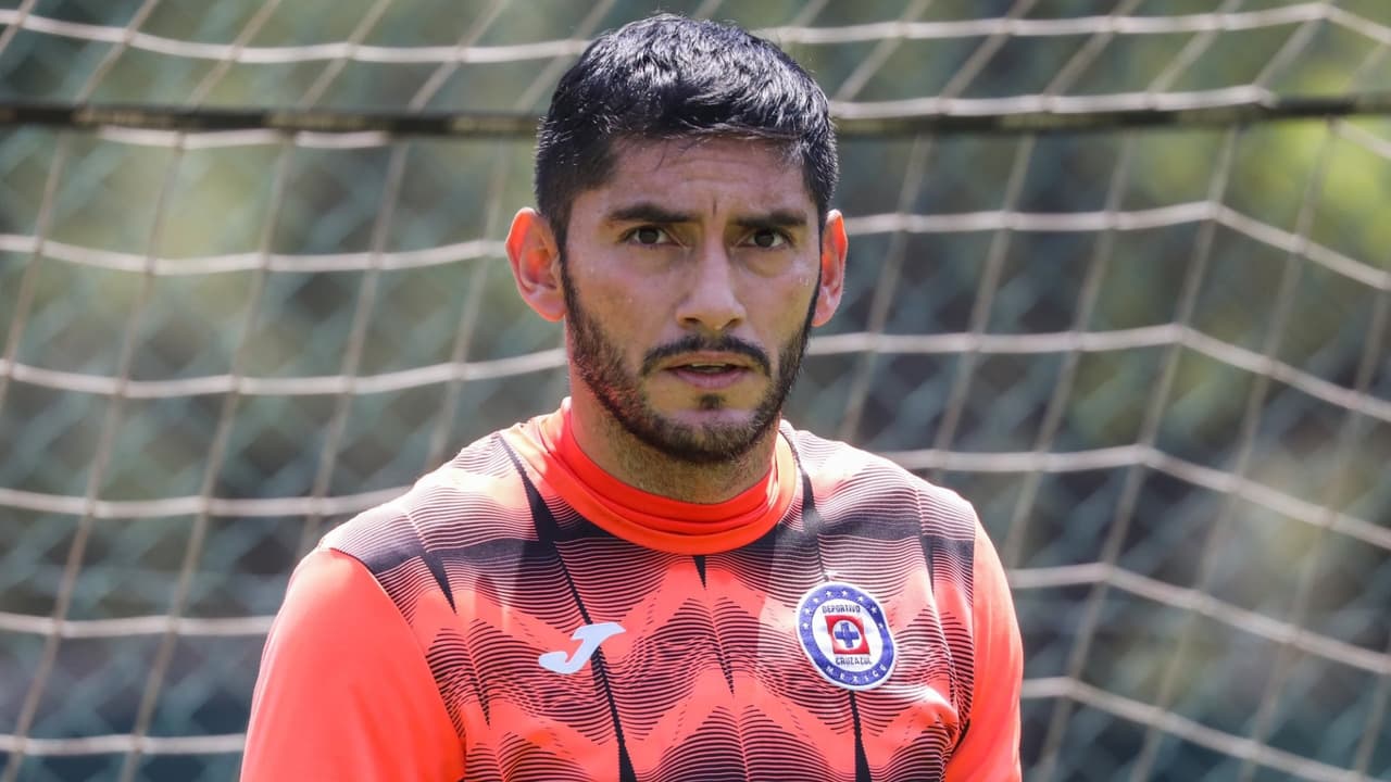 Cruz Azul tendrá tres bajas ante Necaxa en su 11 titular
