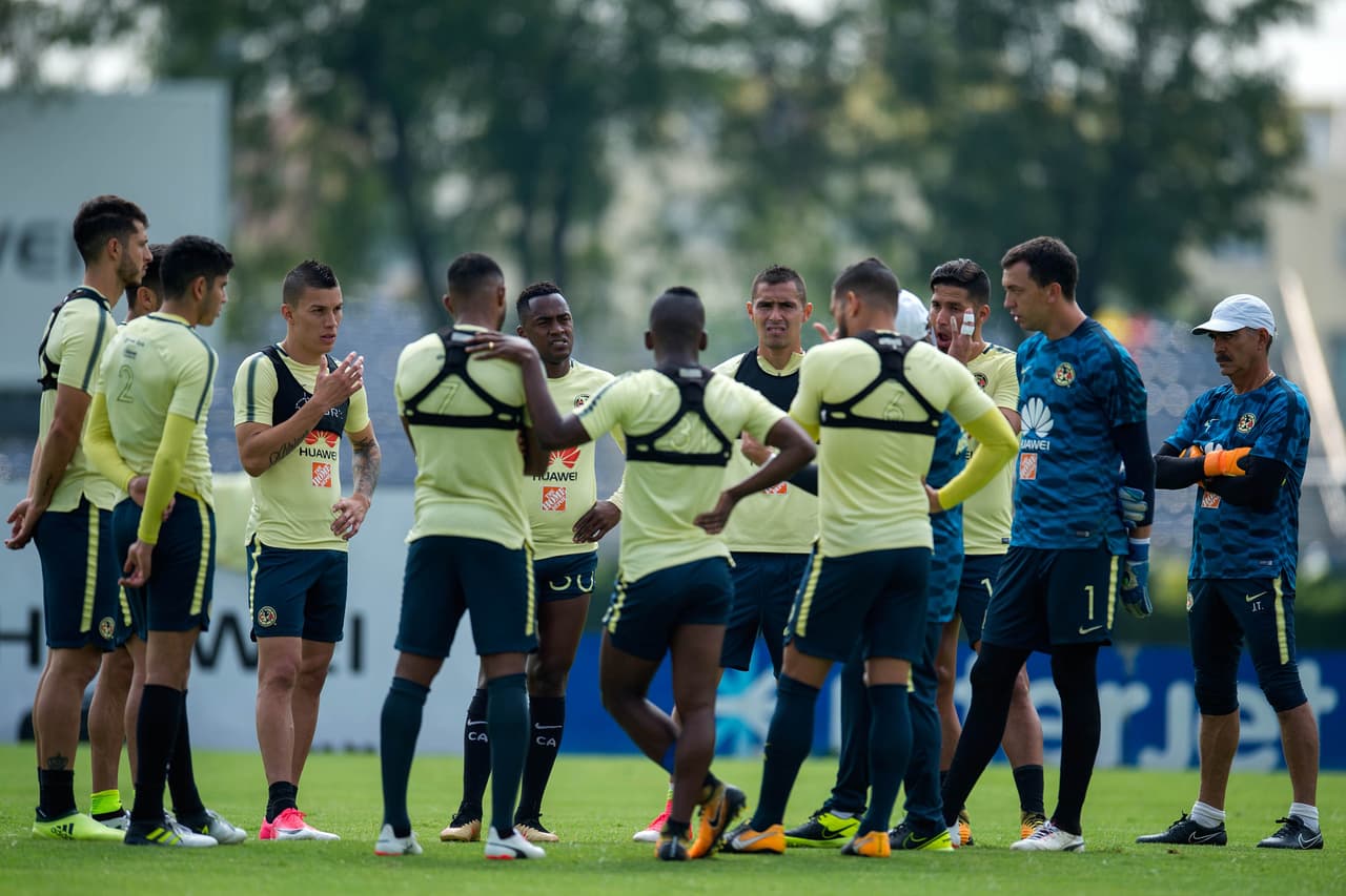 La concentración al interior de las Águilas es uno de los elementos claves para el tradicional partido.