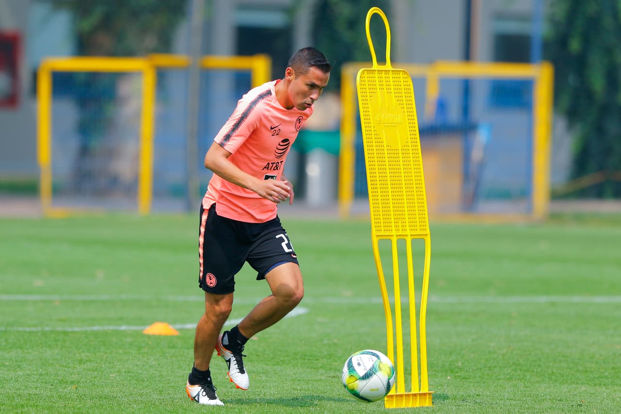 El entrenamiento de América en Coapa estuvo marcado por la tranquilidad del cupo en Liguilla pero por la exigencia de ganar contra Veracruz para mejorar lugares para los Cuartos de Final del Clausura 2019.