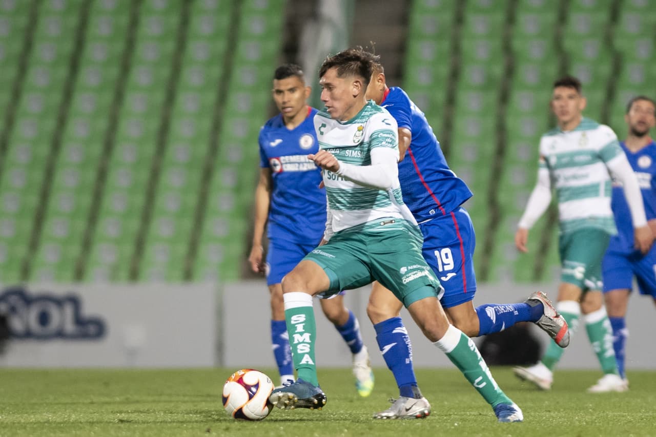 Con solitario gol de Diego Valdés al 27', Santos arranca el Guard1anes 2021 con el pie derecho y vencen 1-0 al Cruz Azul.