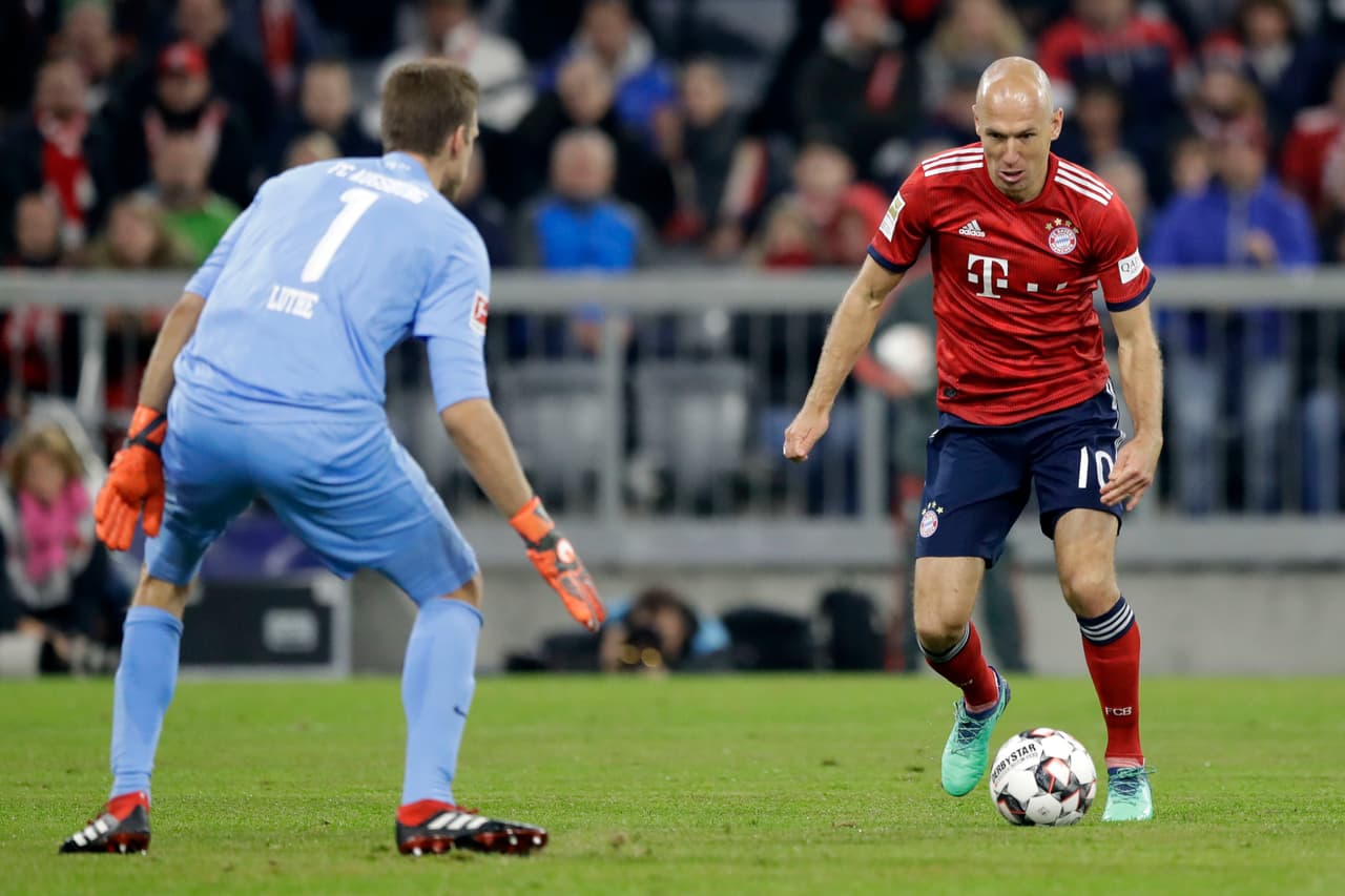 En el segundo tiempo, Bayern Munich dio un golpe de autoridad por medio de sus veteranos.