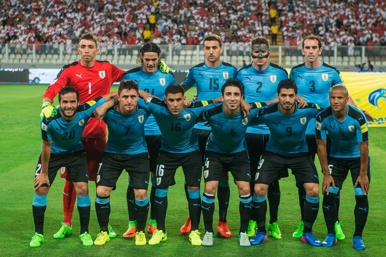16. Uruguay (Conmebol) - 1,099 puntos