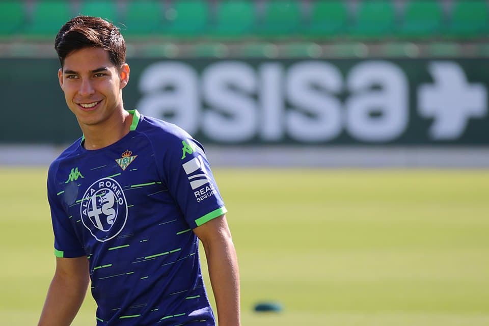 Diego Lainez: el domingo, ante el Real Madrid, será su último partido de la temporada con el Betis y espera poder sumar minutos.