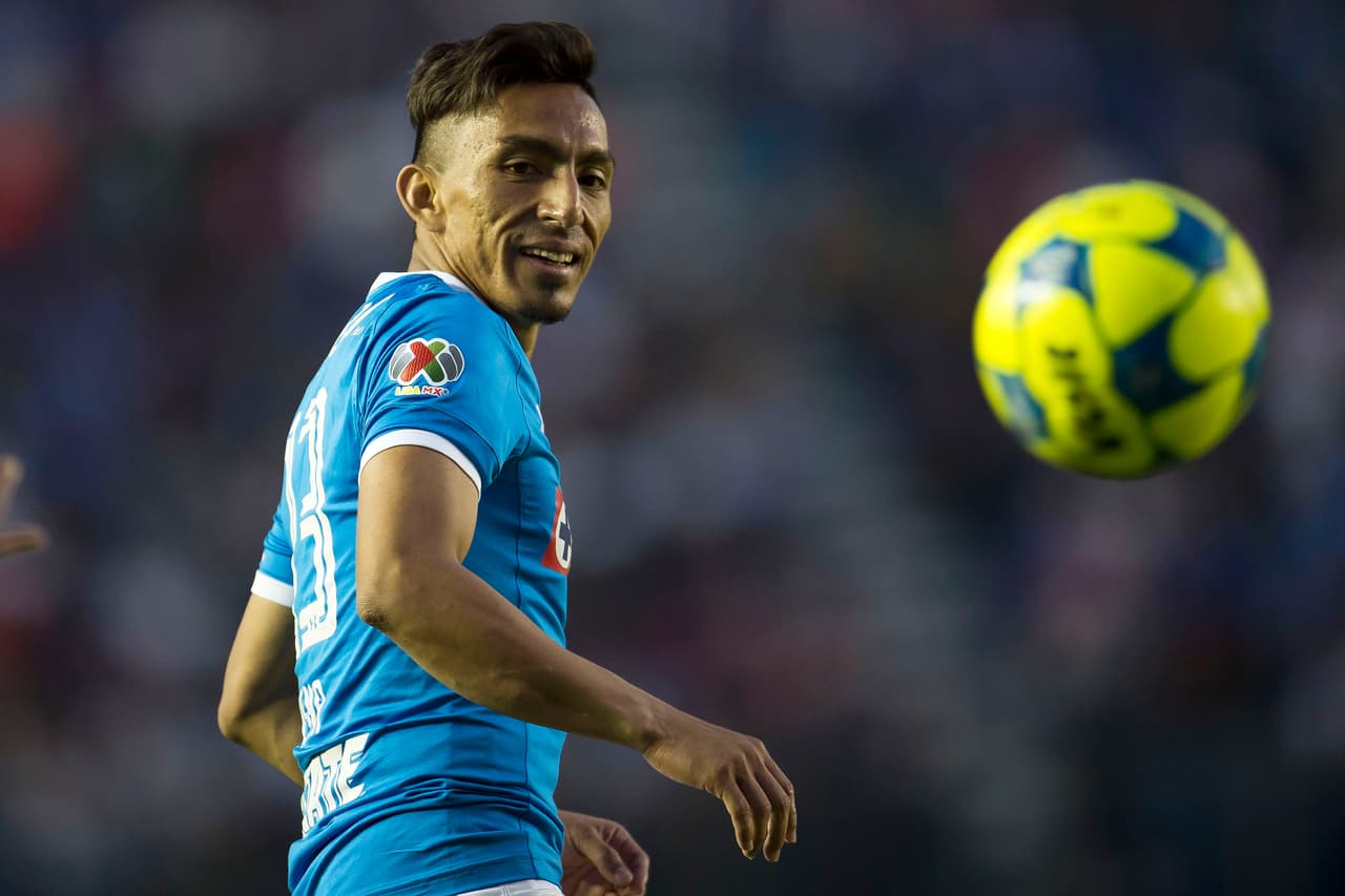 En Pumas están preocupados por el nivel de Ángel Mena