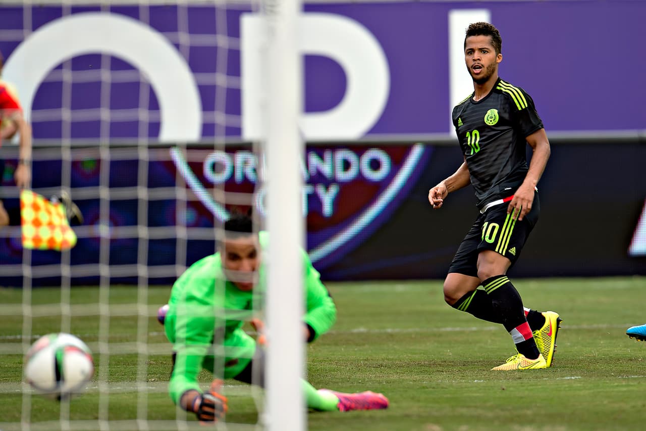 Esta es la cuarta ocasión en Copa Oro en la que la selección Mexicana de futbol se ubica en el segundo puesto en la fase de grupos y en ninguna de ellas logró levantar el título.