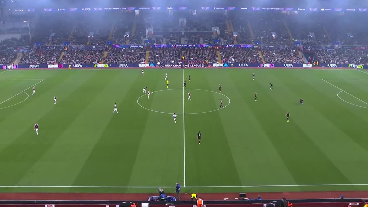 Inicia el encuentro entre Aston Villa y Bologna