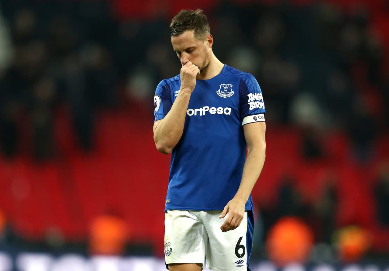 Las decepciones en Everton son comunes y aunque en la pasada temporada alcanzó lugares para puestos de torneos en Europa no logró ser protagonista. Está estancado.