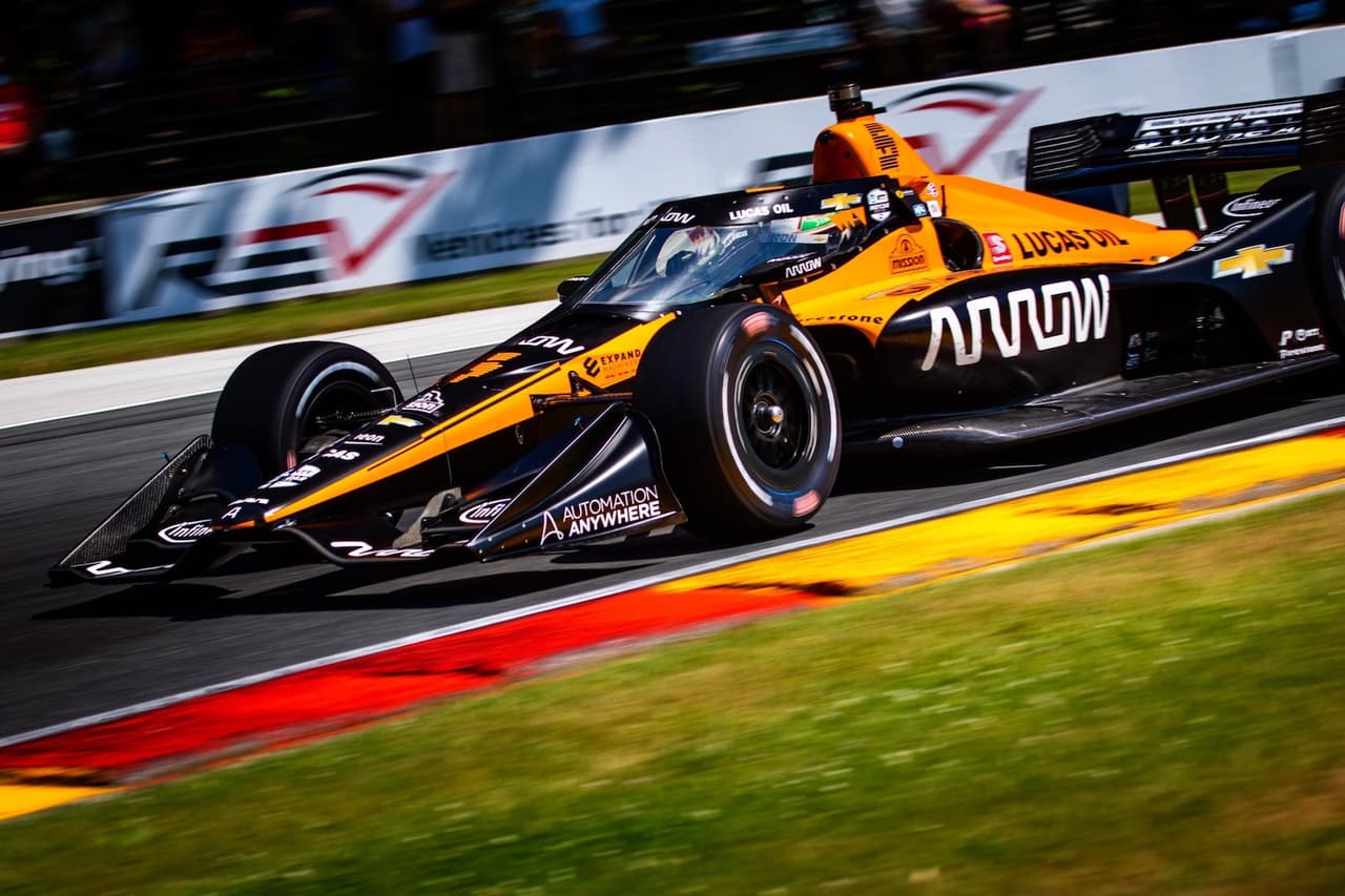 Rosenqvist arrebata triunfo al mexicano Patricio O'Ward