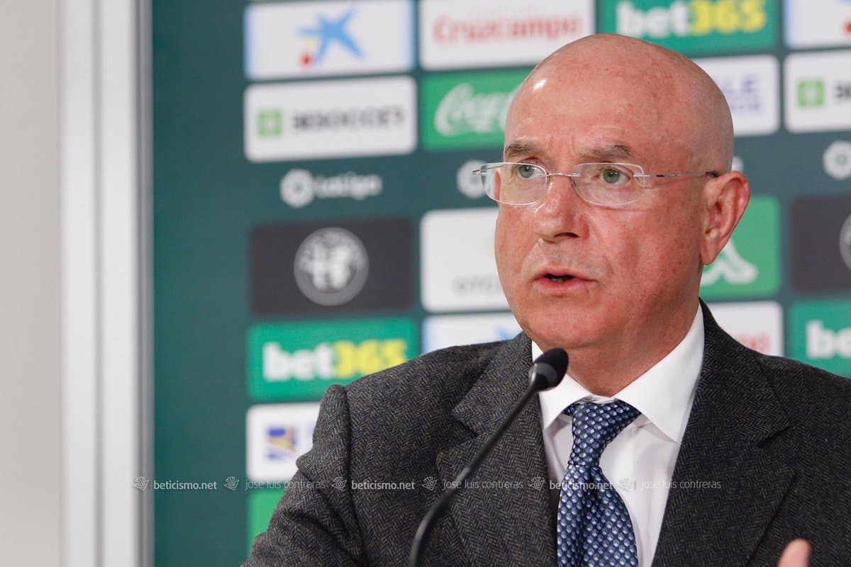 Diego Lainez es para el Betis: "Una apuesta fuerte y arriesgada"