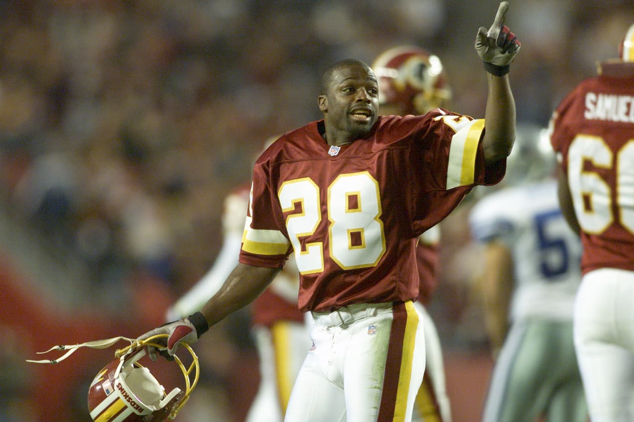 <b>Washington Redskins: CB Darrell Green. </b>Jugó 20 años en la NFL. el día que cumplió 50 años corrió las 40 yardas en 4.43. Ganó dos Super Bowls con los Redskins. El velocista por excelencia en la liga.
