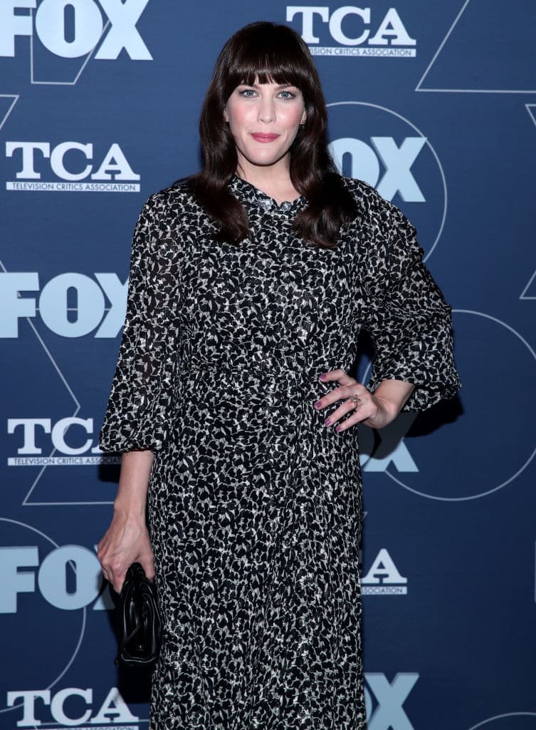 Empire Records (1995) - Los jóvenes empleados de Empire Records, una pequeña pero animada tienda de discos, vivirán una jornada de trabajo un tanto especial.
<br>