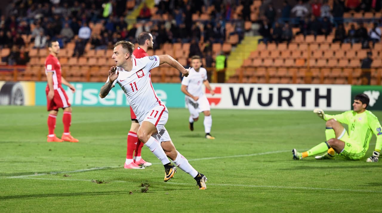 Kamil Grosicki abrió el marcador al minuto 2 de juego y con eso le dio confianza a los visitantes.