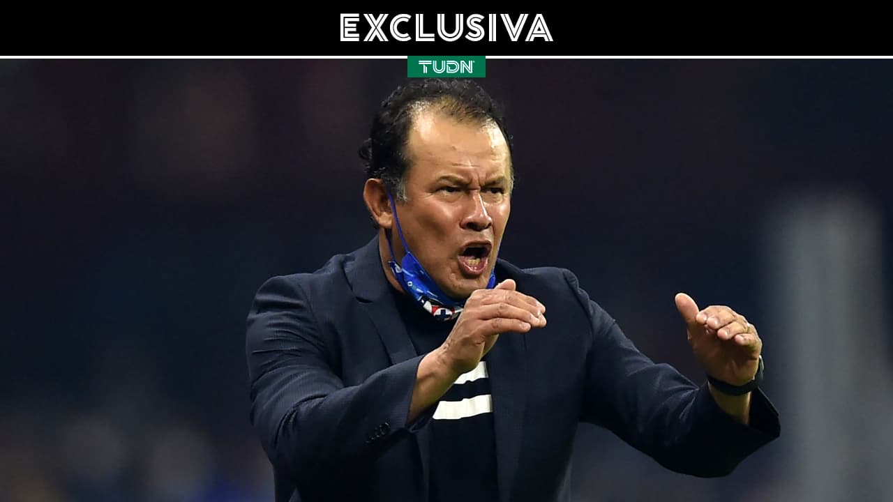 Juan Reynoso quiere "dos o tres cerezas" para reforzar a Cruz Azul