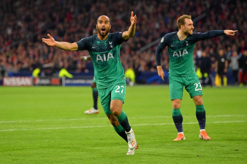 Una actuación milagrosa, providencial, para la eternidad, así fue el triplete que marcó Lucas Moura a favor del Tottenham Hotspur en la Vuelta de las Semifinales de la Liga de Campeones ante el Ajax. Moura anotó a los 55, 59 y 96 minutos los goles que le sacan de la bolsa el boleto a la Final a los Holandeses. Estas son las imágenes de esa proeza.