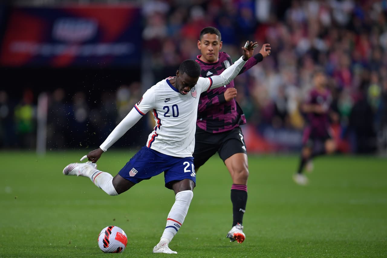 Christian Pulisic y Weston McKennie son los encargados de robarle el liderto tras vencer 2-0 al conjunto Azteca.