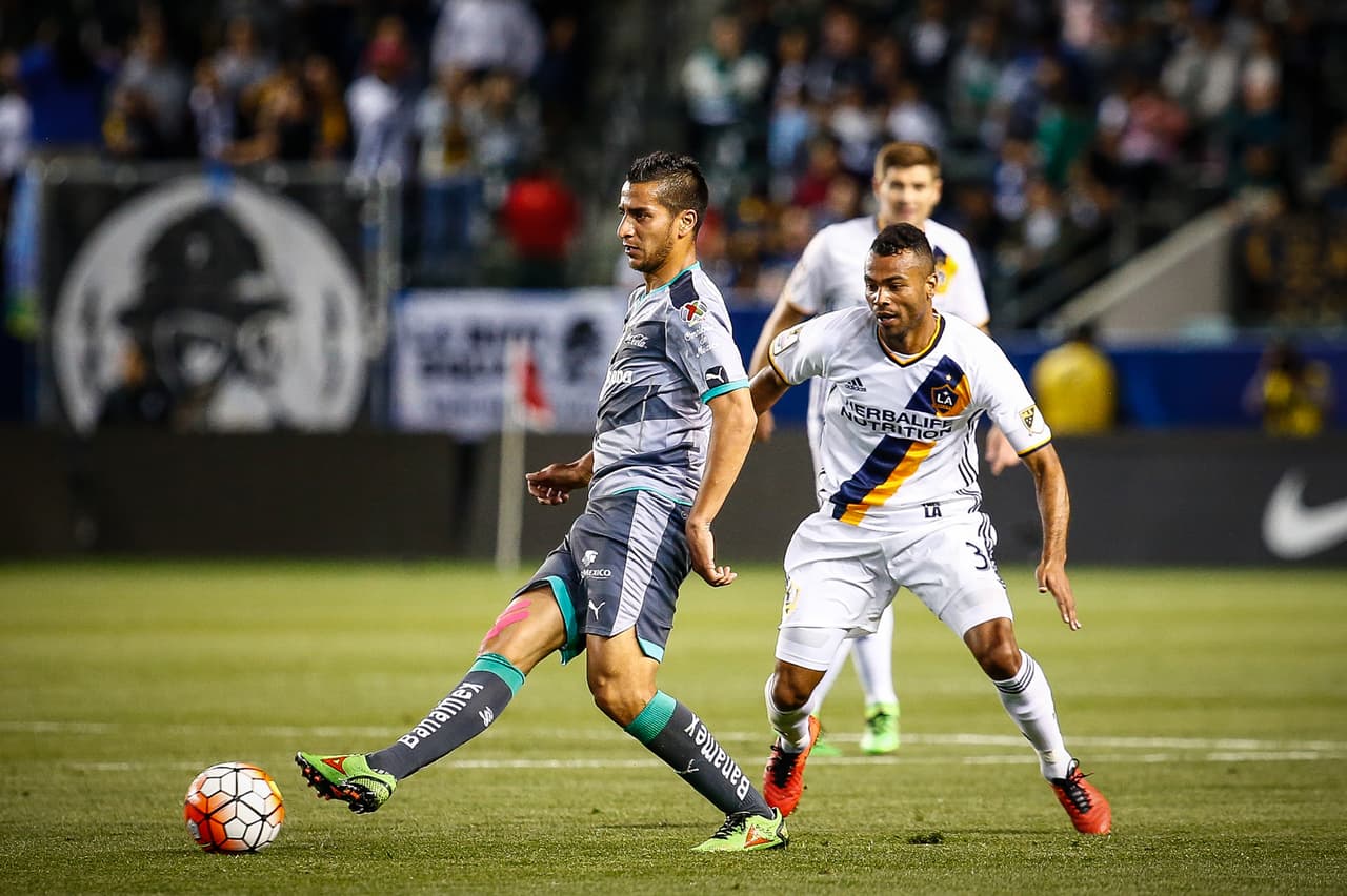 Ashley Cole fue el mejor lateral zurdo de Inglaterra en varios años y además fue el mejor socio de David Beckham.