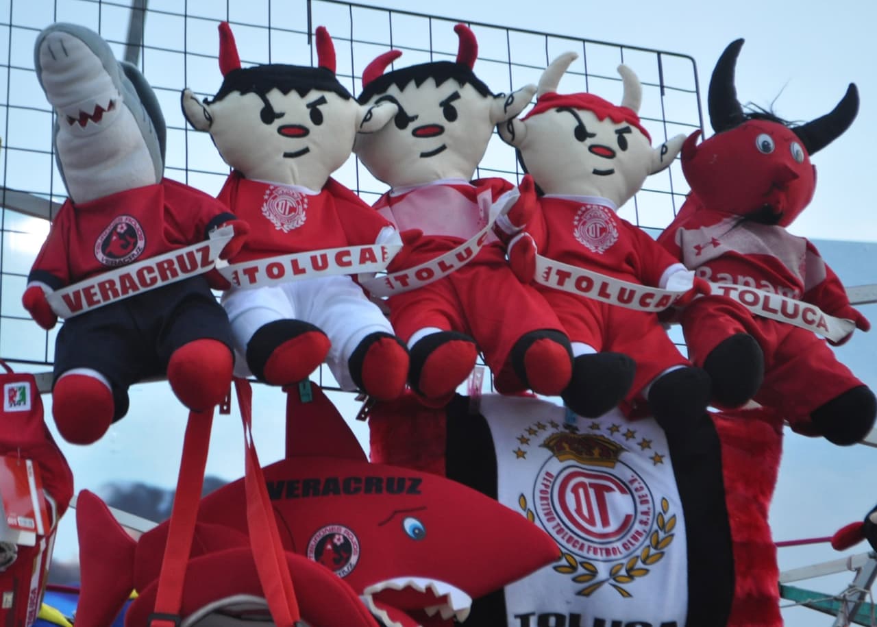 El colorido de la afición en la Jornada 14