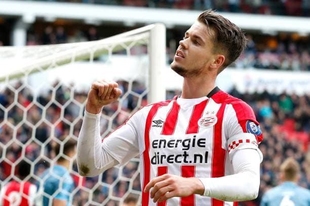 Marco van Ginkel fue el autor de los otros 2 goles del PSV durante el encuentro.