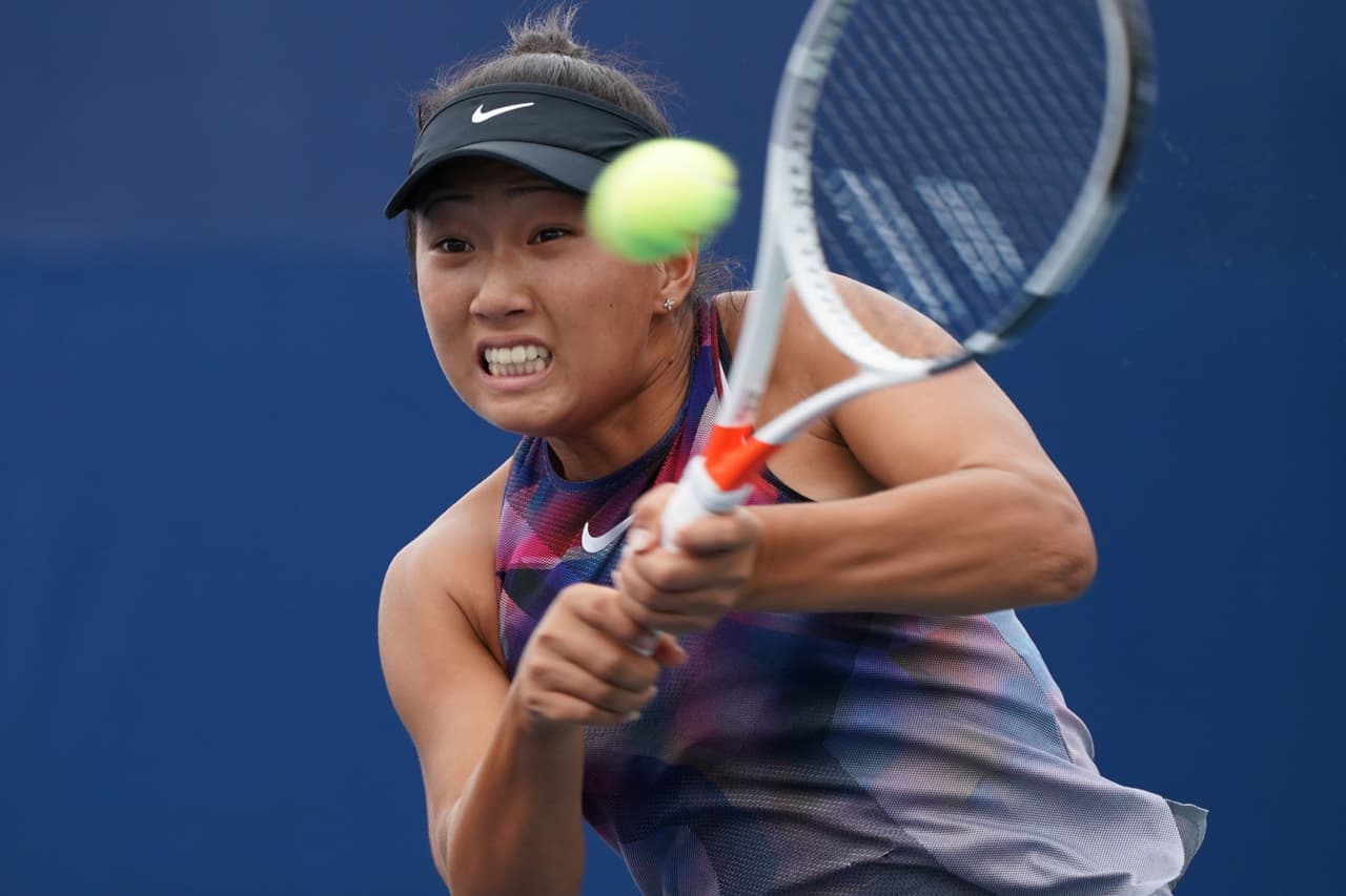 En un duelo de ascendencia asiática, Claire Liu de Estados Unidos cayó contra la china Yingying Duan.