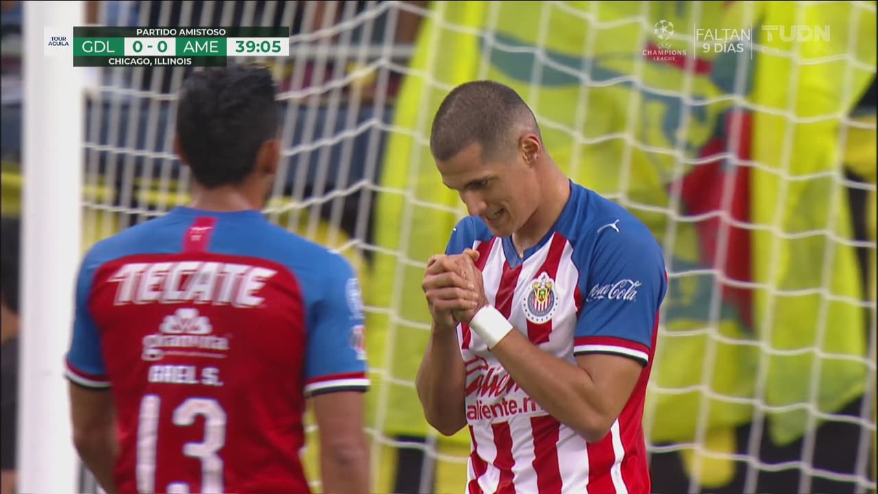 José González perdona al América