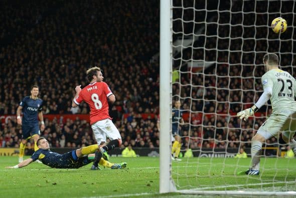 El encuentro fue de mucha lucha por parte de los dos equipos, ambos sabían que estaba en juego el mantenerse en zona de Champions League.