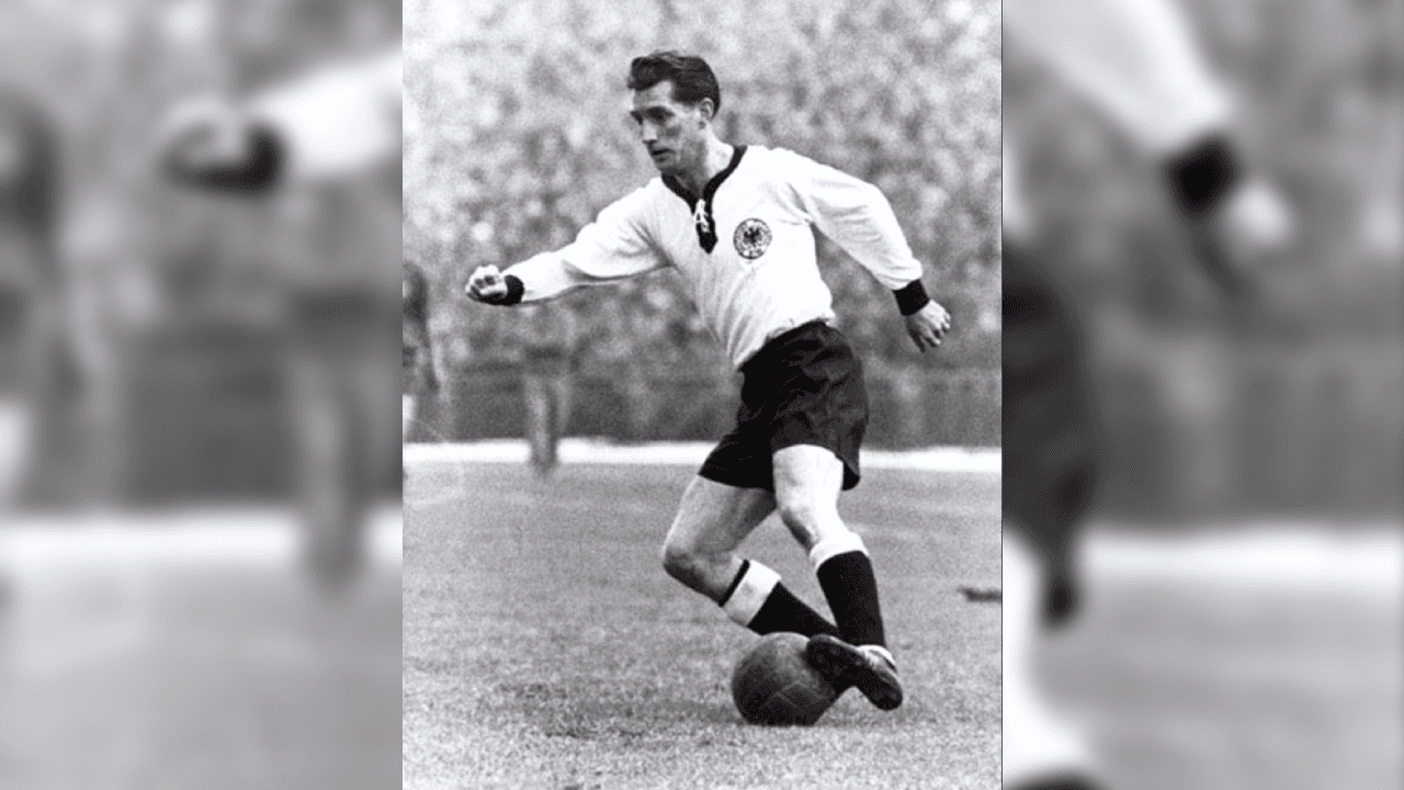 <b>Fritz-Walter</b>
<br>- El estadio lleva su nombre en honor a Fritz Walter, capitán de la Selección de Alemania en el Mundial de 1954.
<br>- Los teutones se proclamaron campeones del mundo aquella vez tras vencer a Hungría.
<br>- Ahí comenzó a gestarse la potencia alemana en el futbol.