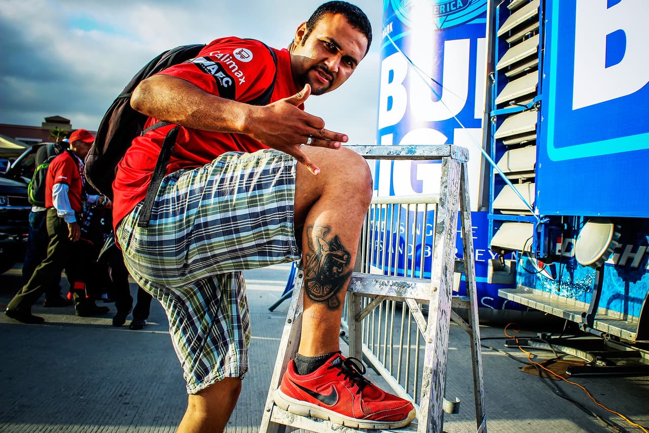 Entre amigos y familiares se vivió la previa de la semifinal entre Xolos y Toluca en el estadio Caliente, en donde la mayoría de aficionados que llegaron eran del equipo de la frontera.