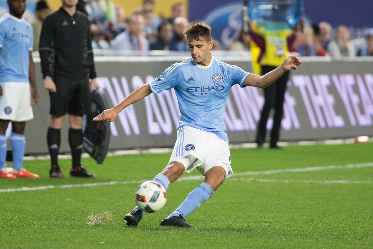 DEF: Federico Bravo (New York City FC). Pareciera que el argentino se multiplicará para cubrir toda la zona defensiva, tanto para recuperar balones como para distribuir.
