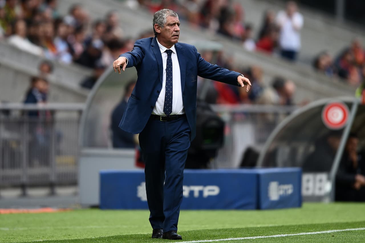 6. Fernando Santos (Portugal) - 2.6 millones de dólares