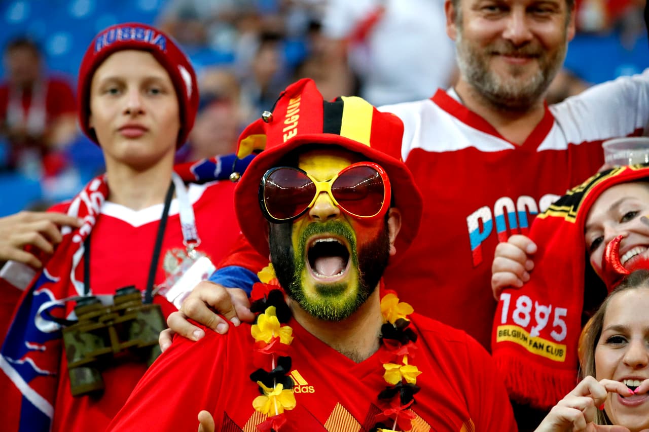 Los fanáticos de Bélgica se alistan para el encuentro frente a Japón por los octavos de final.