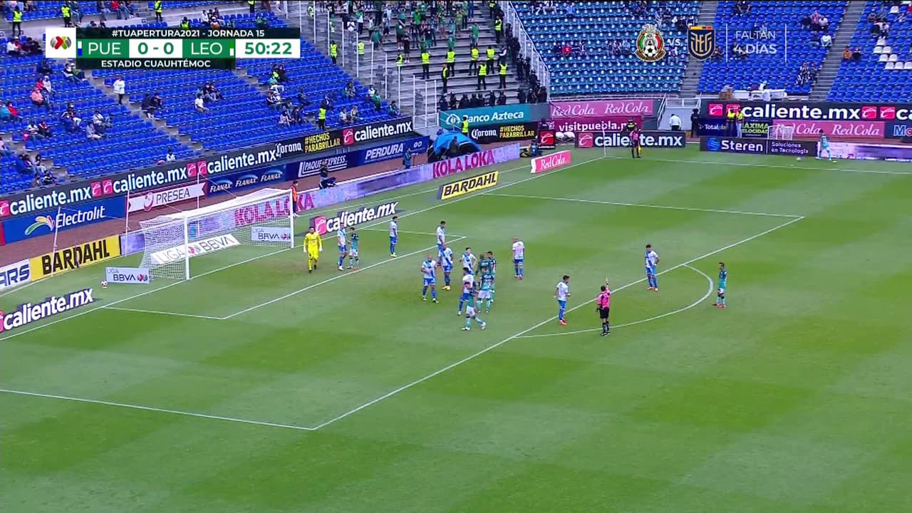 ¡TIRO ATAJADO! disparo por Jean Meneses.