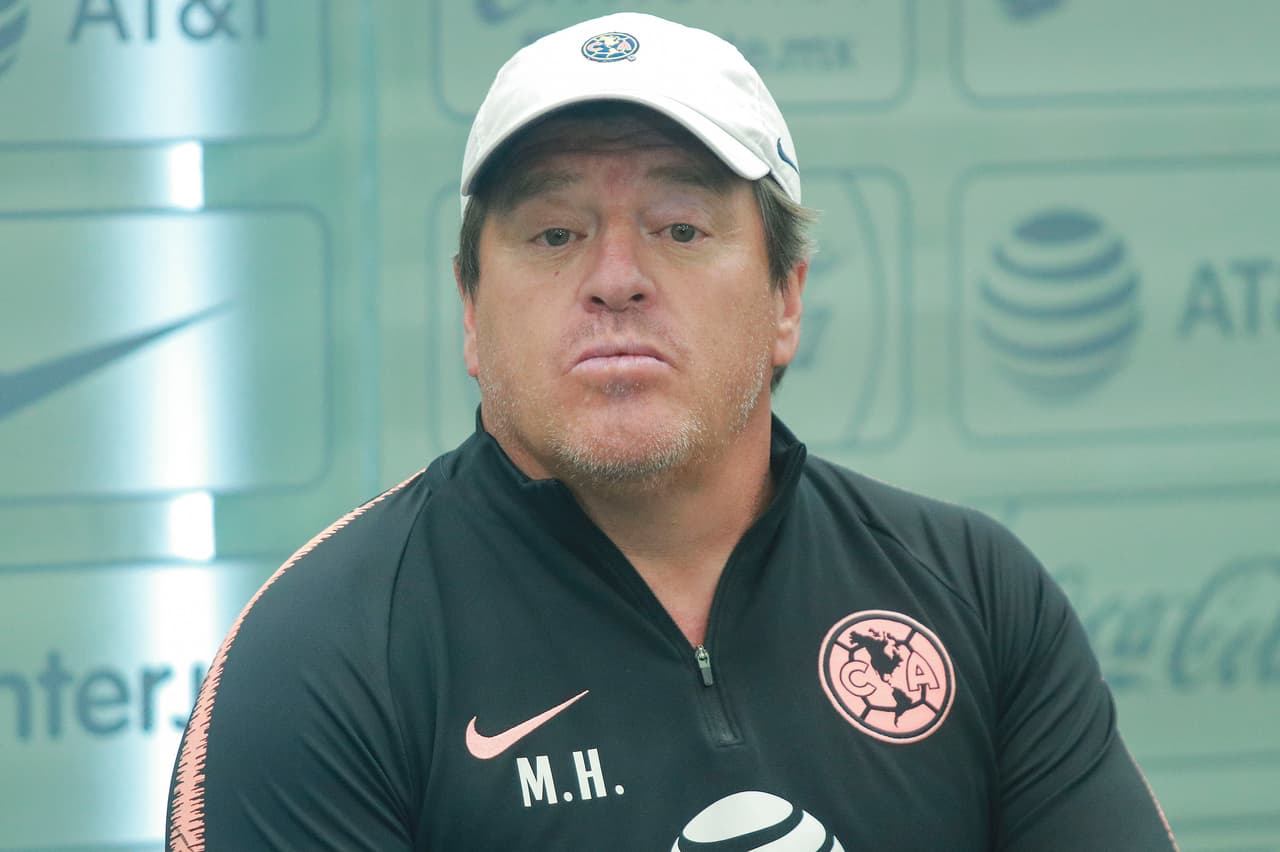 El técnico de América sabe que su equipo tendrá que aferrarse al liderato en medio de la persecución de Santos y de Cruz Azul, recién coronado en la Liga MX.
