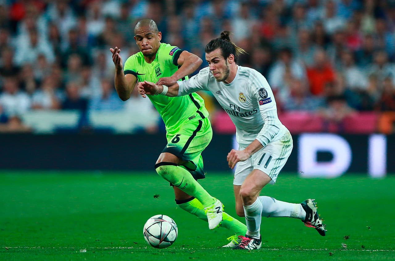 Pero el más desequilibrante era Bale que fue una auténtica pesadilla para un City desesperado por no encontrar la manera de frenarlo y sin el más mínimo indicio de querer ir al frente para meterse al partido.