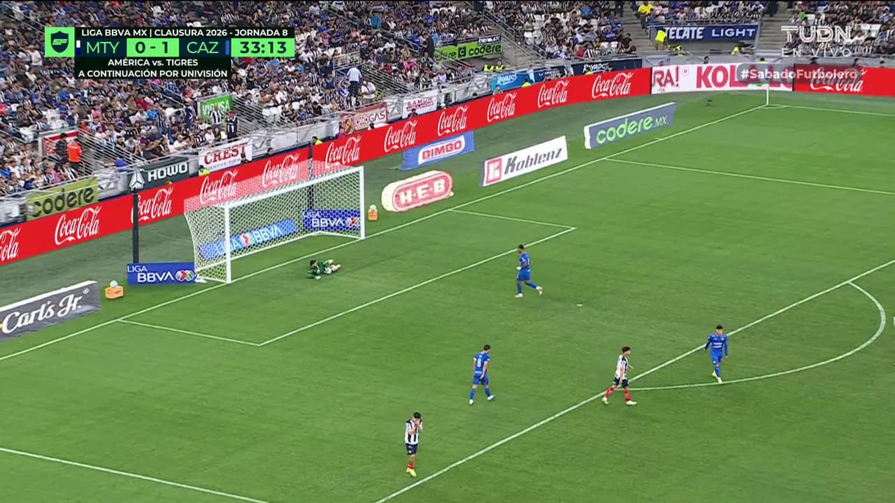 ¡TIRO ATAJADO! disparo por Iker Fimbres.