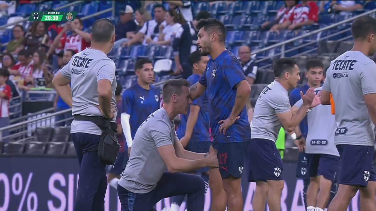 Drama en pleno calentamiento: 'Tecatito' es baja de último momento