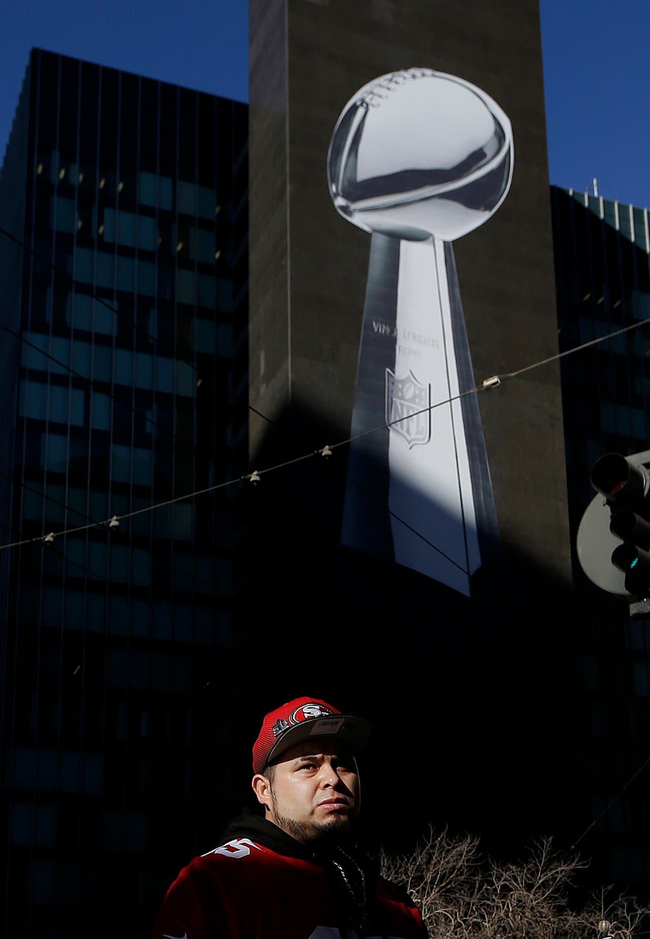 La fiesta ya empezó en San Francisco con motivo del Super Bowl 50, la gente se divierte en el NFL Experience, entre otras atracciones, he aquí las mejores imágenes.