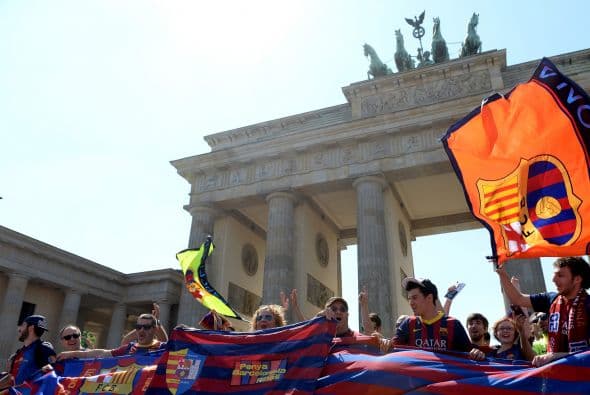 Todo listo en el Olympiastadion donde Juventus y Barcelona se enfrentarán.