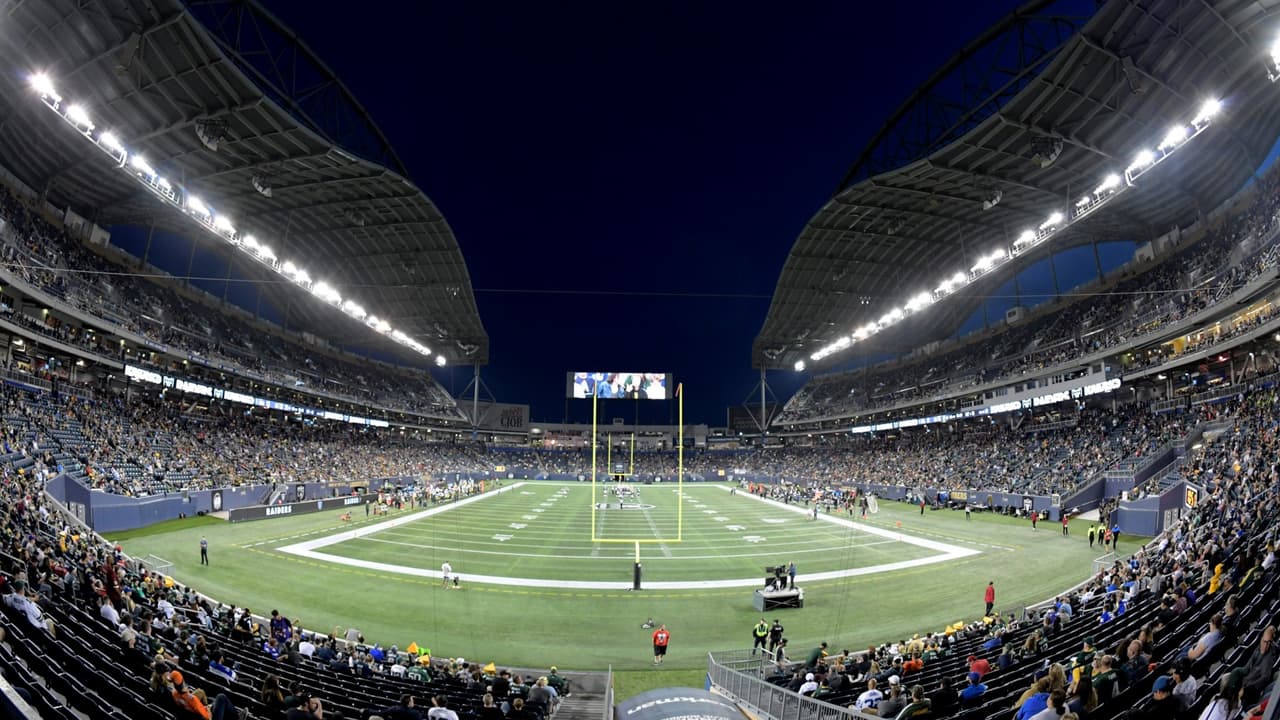 ¿Por qué Raiders y Packers jugaron en un campo de 80 yardas?