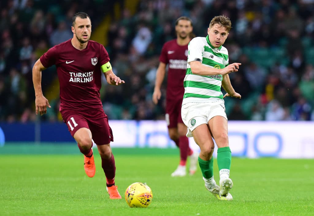 El Celtic de Escocia avanzó a la segunda ronda clasificatoria para la Champions League al eliminar al FC Sarajevo de Bosnia. Su siguiente rival en dicha etapa será el Nomme Kalju de Estonia. Aquí las mejores imágenes del cotejo de este miércoles, efectuado en Celtic Park, en Glasgow.