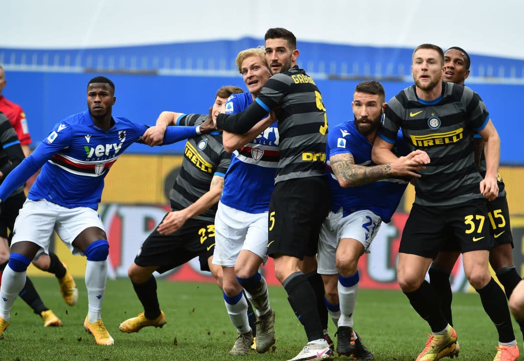 Inter cae ante Sampdoria 1-2 y pierde su racha invicta de ocho victorias. Candreva y Keita Baldé le dieron la victoria a los de la Samp.
